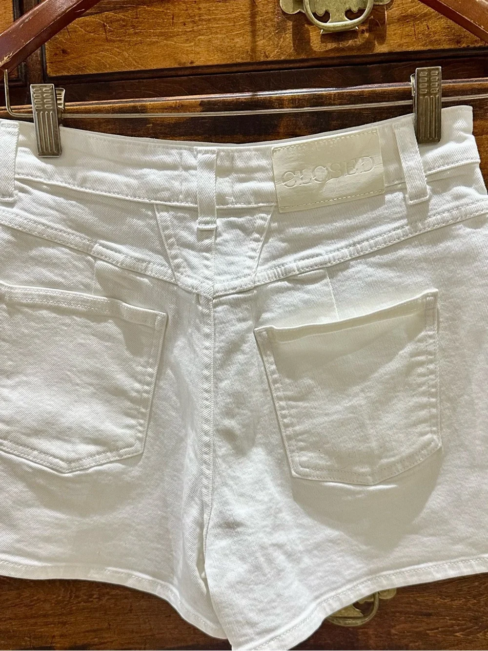 Jocy-X Closed Designer White High-Waist Denim Shorts